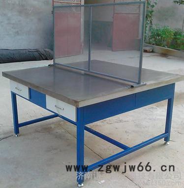 供应谦弘实训设备 四工位钳工桌