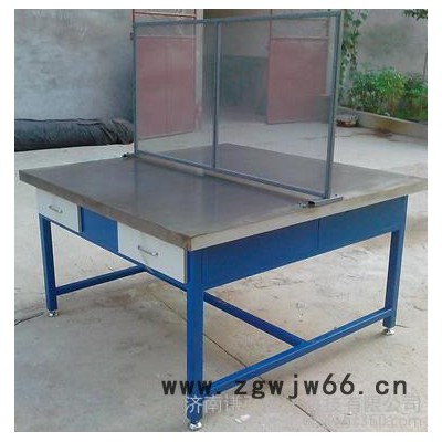 供应谦弘实训设备 四工位钳工桌