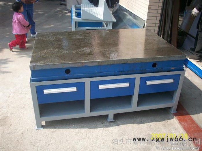 现货供应5000*2500铸铁平台 划线钳工铸铁平台图2