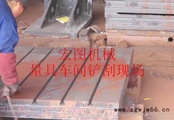 专业生产铸铁工作台 模具装配工作台 钳工划线平台 汽车钣金平台图3