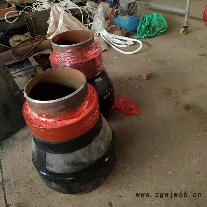 保温管件 聚氨酯保温管件 保温弯头弯管 保温三通 保温跨三 保温平三 保温变径大小头  保温固定节 镜面焊  预制直埋末图3