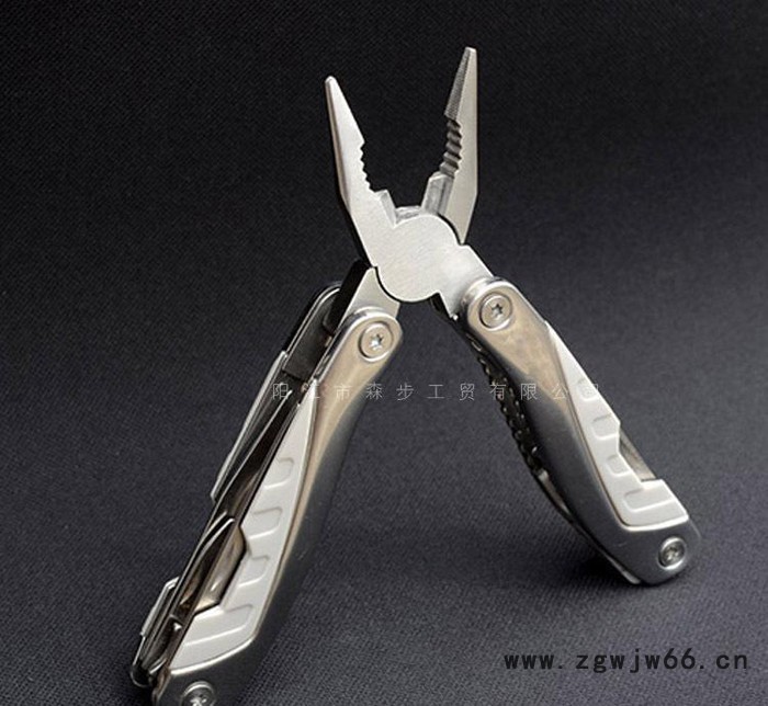 现货高品质多功能钳 促销礼品小刀钳户外旅行多用组合便携工具图2