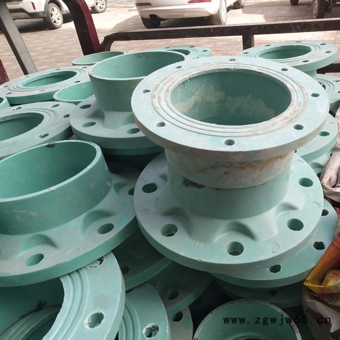 华强 现货供应玻璃钢法兰 玻璃钢管件 三通 四通 弯头 压力管件图6