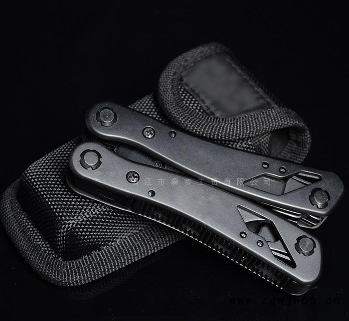 现货高品质多功能工具钳 户外求生应急组合装备  全钢老虎钳图2