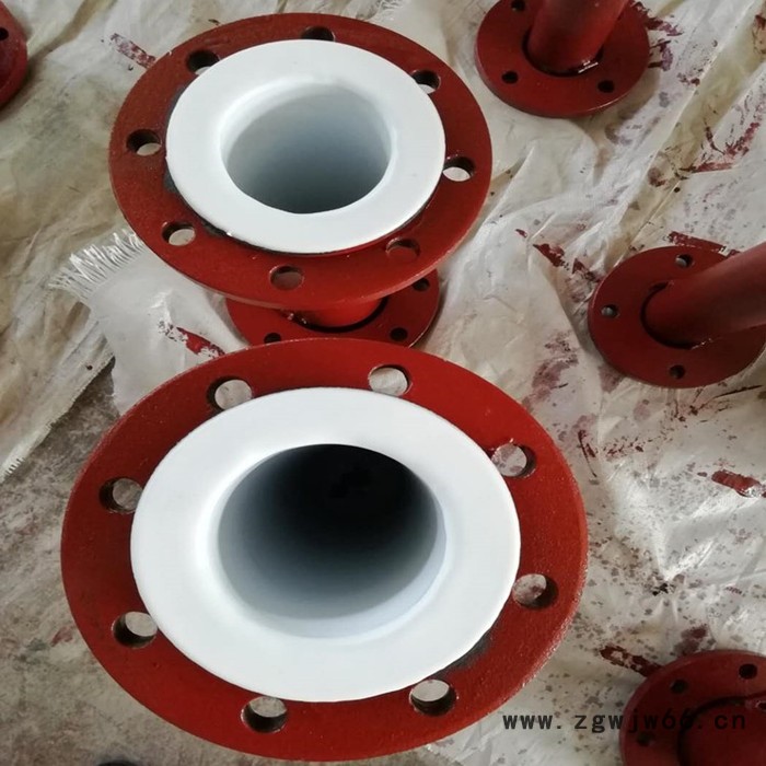 沧浩管道加工生产钢衬四氟三通 化工用碳钢衬四氟管件批发钢衬四氟管件图3