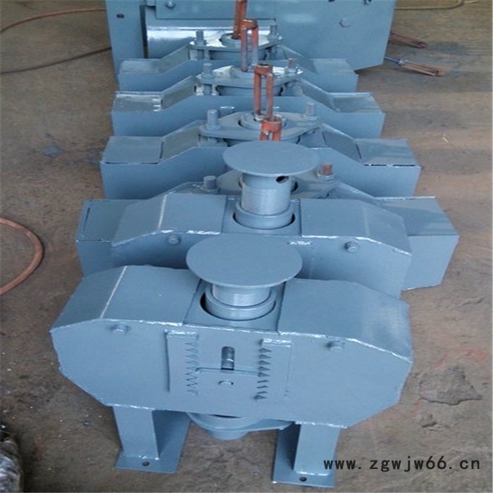 奥鲲电仪 管夹 U型管件 弹簧支吊架 管夹固定支座图7