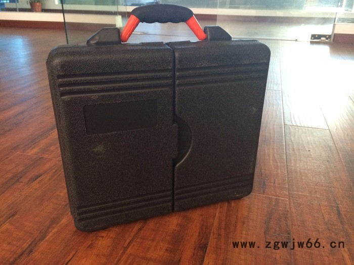 江苏厂家供应随车组合工具 车载便携式组合工具 127件组合工具图3