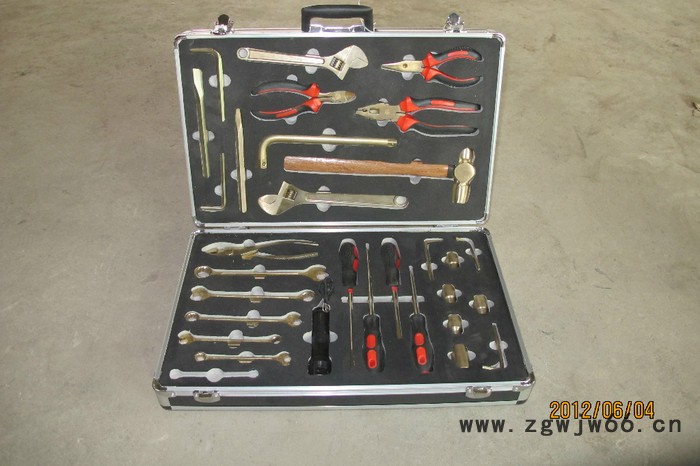 供应中伟多款供应防爆工具31件套图2