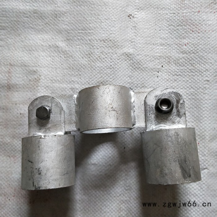 合新 建筑器材 工地防护栏杆紧固配件 楼梯扶手接头 淘气堡管件 钢管连接件 钢管焊接弯头 三通 四通 异形连接件图5