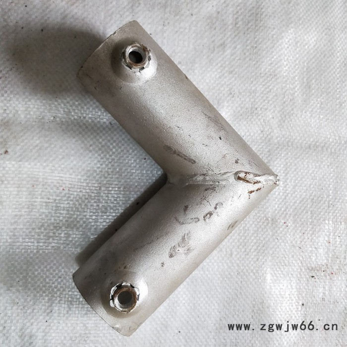 合新 建筑器材 工地防护栏杆紧固配件 楼梯扶手接头 淘气堡管件 钢管连接件 钢管焊接弯头 三通 四通 异形连接件图6