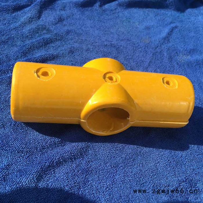 展翼   厂家生产  护栏围栏连接管件   配件三通四通图3