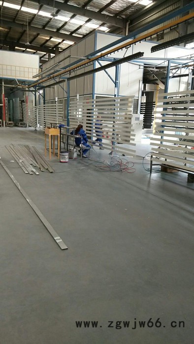 喷涂生产线     喷涂设备    喷涂机图3