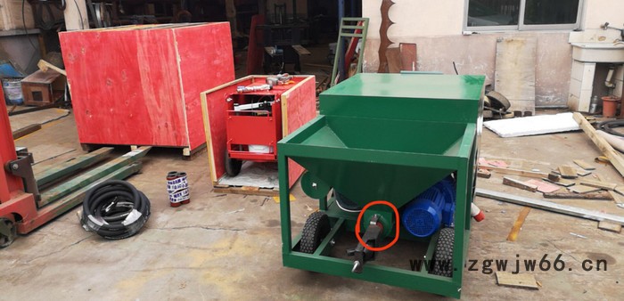 程煤橡胶颗粒喷涂机  砂浆喷涂机塑胶跑道喷涂机  多功能砂浆喷涂机  自动化气压喷涂设备直销图5