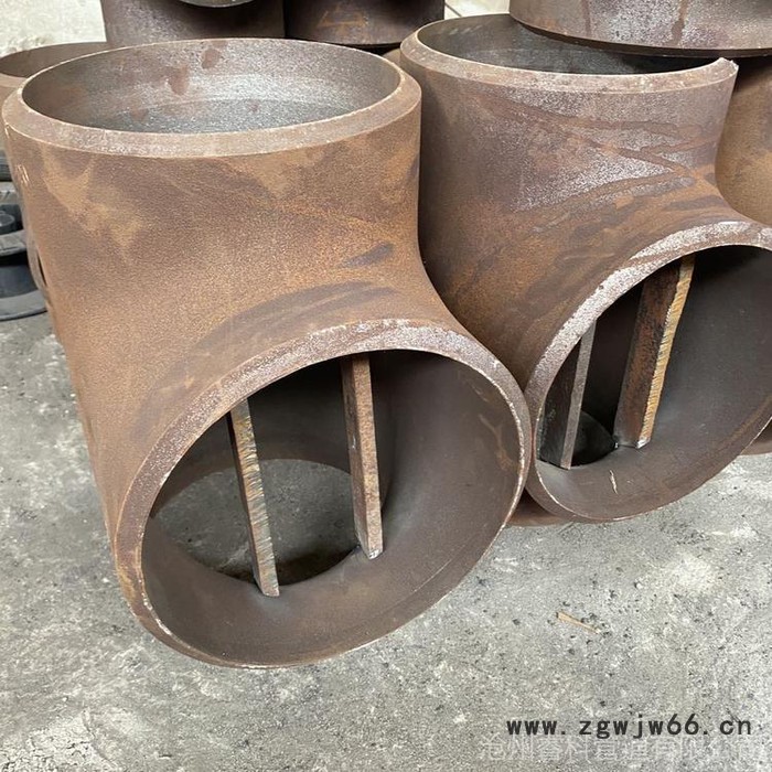 子星管道主营 三口管件 冷拔三通 无缝冷拔三通 同径三通图4