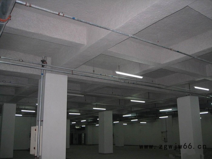 财富华美  无机纤维喷涂施工图2