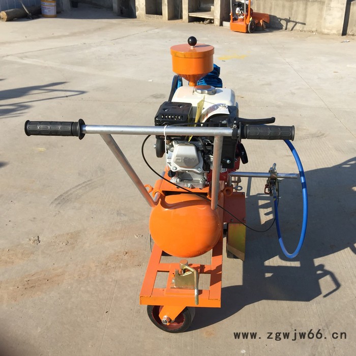 底漆喷涂机 高压带泵式路面底漆喷涂机 公园跑道喷涂机图4