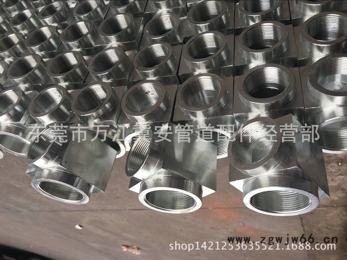 东莞**气体灭火锻钢弯头等径三通镀锌丝扣消防弯头高压管件图3