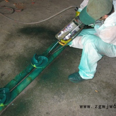 供应耐磨防腐喷涂型弹性体聚氨酯修补喷涂材料60FV