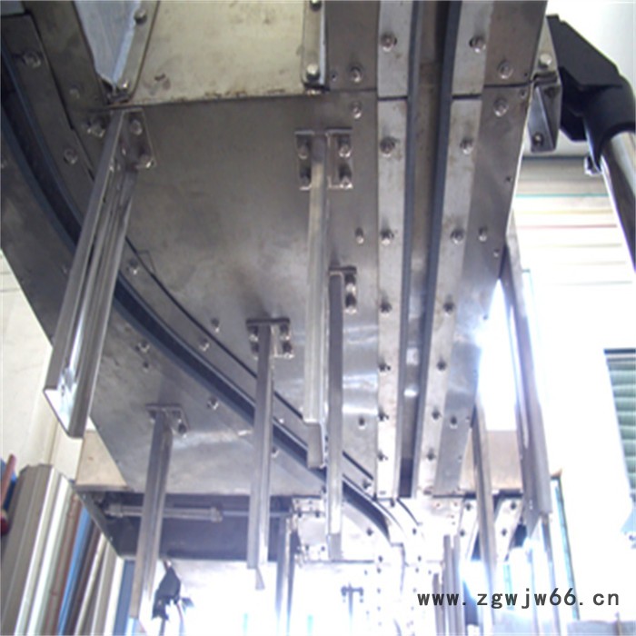 喷涂悬挂输送机, 设计并定制厂家找扬州瑞吉图3