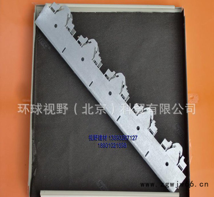 阿姆斯壮铝条板，聚酯喷涂铝板600图3