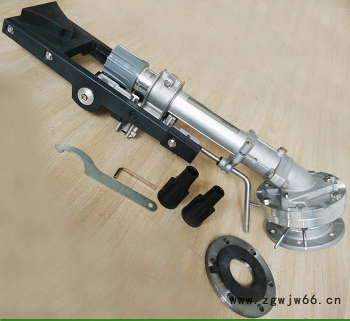 垂直摇臂式 喷灌机 喷头 高压喷枪图3