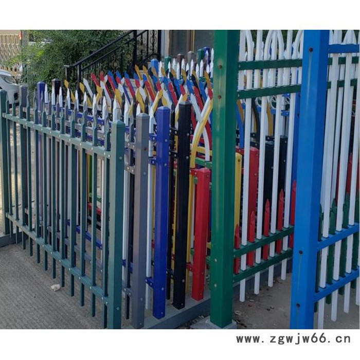 道路市政锌钢喷涂围栏 静电喷涂护栏 别墅楼顶防护栏 品贤 生产厂家图8