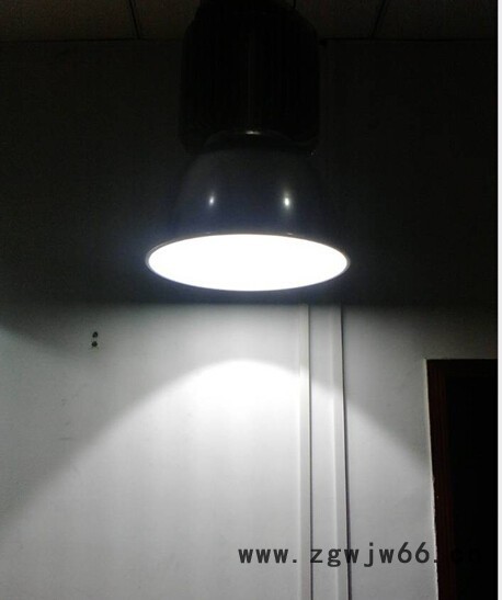 专业纳米喷涂,纳米喷涂铝制反光罩图5