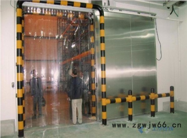 定远聚氨酯冷库喷涂图3