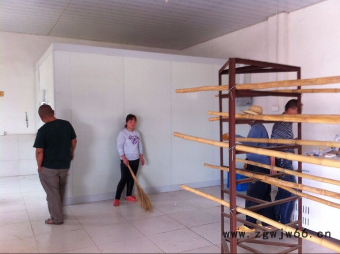 定远聚氨酯冷库喷涂图5