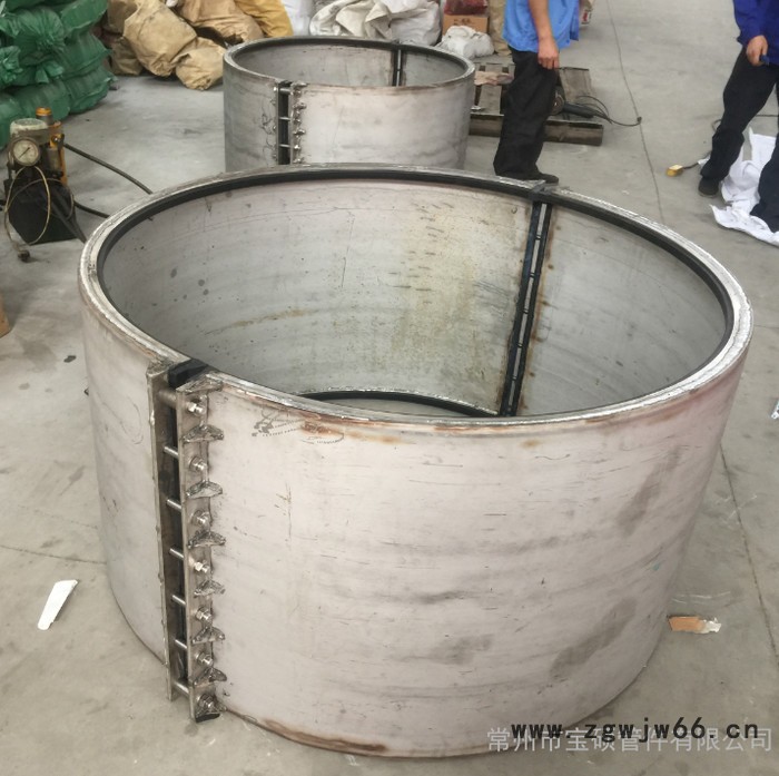 伸缩器厂家 给水管件 钢塑管件  自应力水泥管 II型管 直管哈夫节 抢修节  堵漏器图4