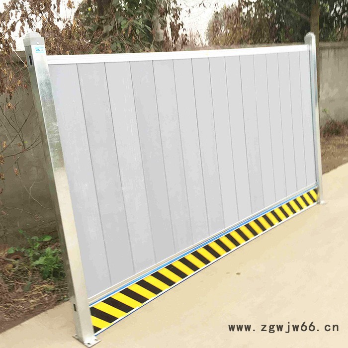PVC围挡护栏 专注品质工地简易围挡恺嵘喷涂组合道路围挡工地简易围挡供货商图2