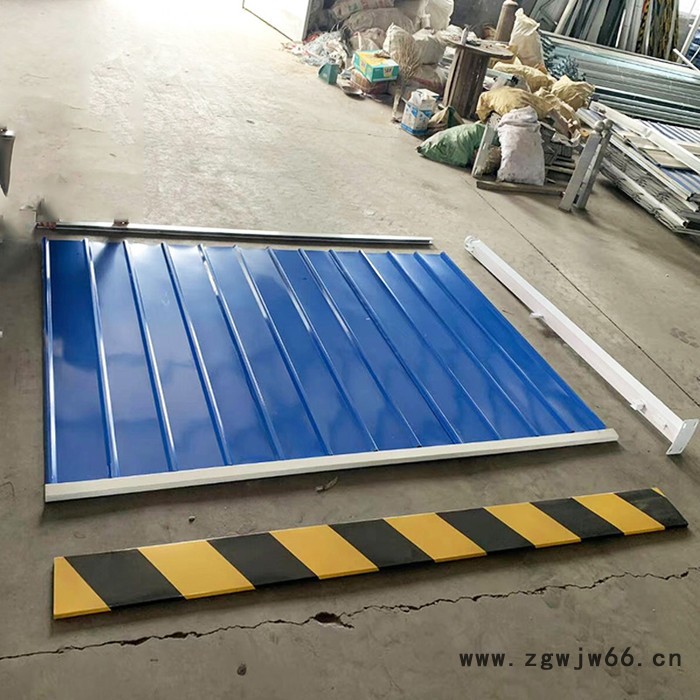 PVC围挡护栏 专注品质工地简易围挡恺嵘喷涂组合道路围挡工地简易围挡供货商图4