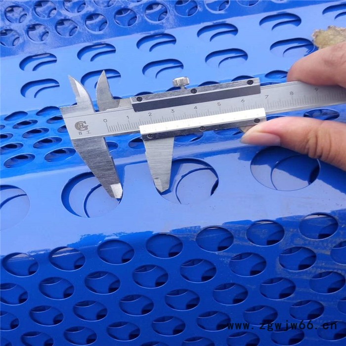 煤场防风抑尘网厂家 三峰防风抑尘网 喷涂钢板防风网 厂家报价图5