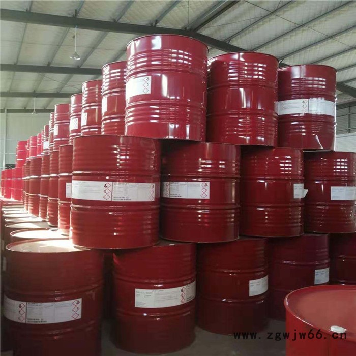 旭弛建材 聚氨酯组合料 聚氨酯黑白料 聚氨酯喷涂图3