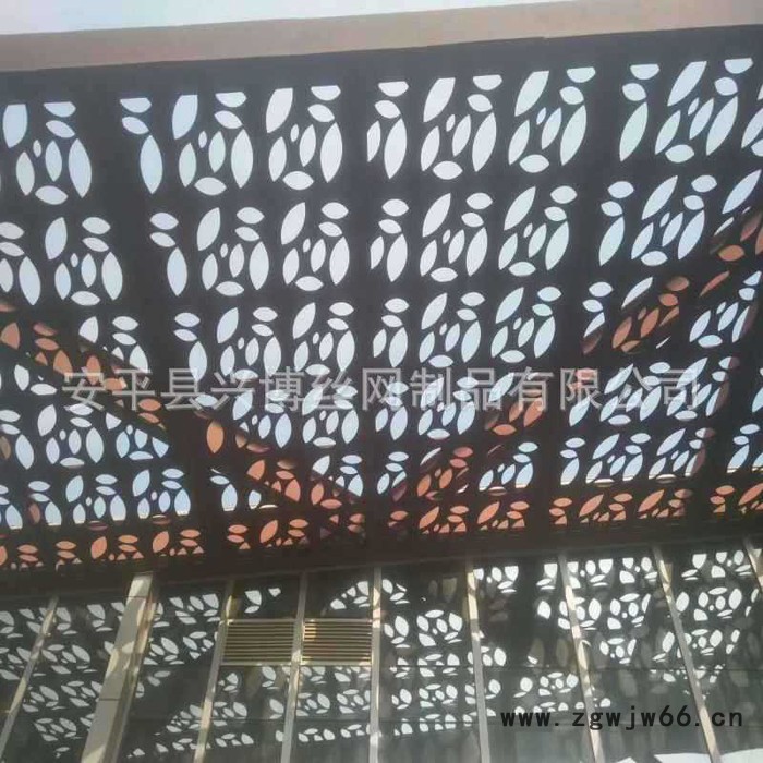 启鹏 静电喷涂冲孔网 镀锌冷板穿孔冲孔网  可压型折弯 建筑装饰冲孔围栏挡板图3