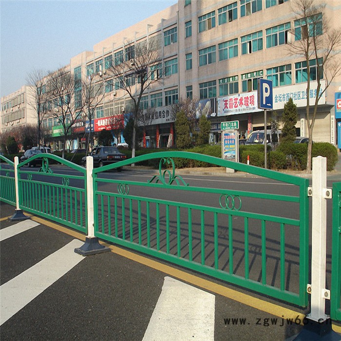 ** 静电喷涂交通隔离栏 钢管交通隔离栏 交通安全隔离栏出厂价生产图2