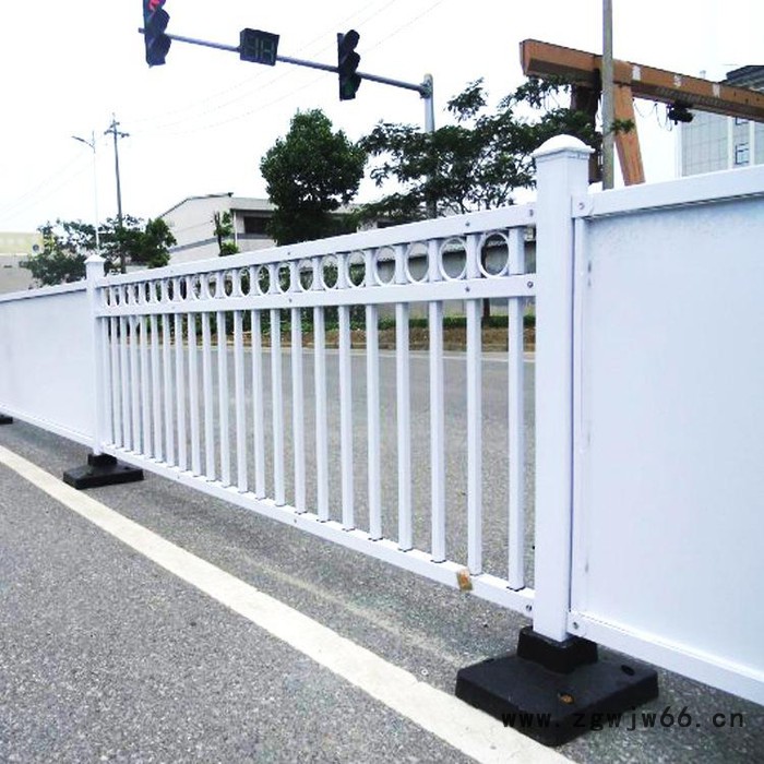 绿化方管护栏 京式市政防撞栏 静电喷涂道路护栏厂家批发订购图5