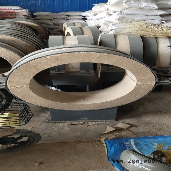 DN350 可定制隔热管托 蛭石隔热管托 隔热固定管托 隔热滑动管托 昊盐管件 专业生产 质良好价格低图6