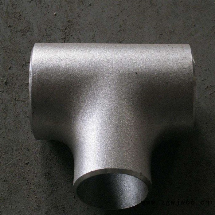 各种型号碳钢三通 焊接三通 热压无缝三通 齐锐供应多种管件图4
