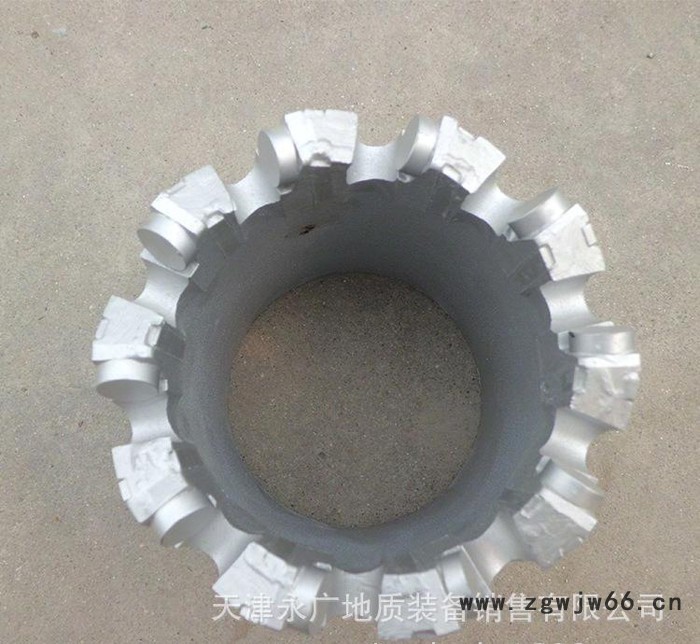 **地质工具 **金刚石工具108复合片钻头 地质钻头批发图3