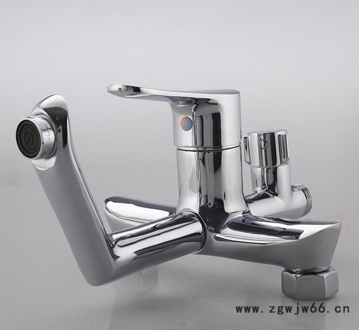 淋浴水龙头,水暖五金,淋浴套装,电镀水龙头,多功能顶喷,水暖五金臨图3