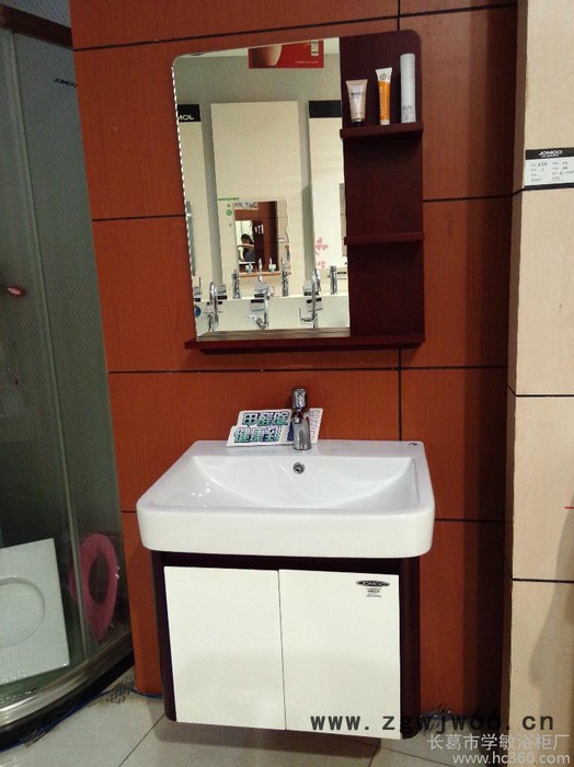 供应学敏浴柜其他水暖五金图2