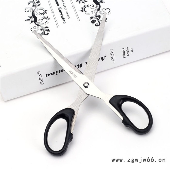 优拉(Youla)  9361  精致剪刀手  办公剪刀剪刀具图4