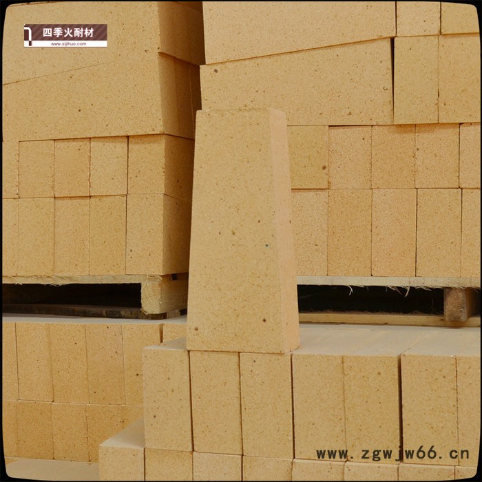 四季火耐材，高铝砖，粘土砖等耐火砖，各种规格，定型耐火材料专业生产厂家图2