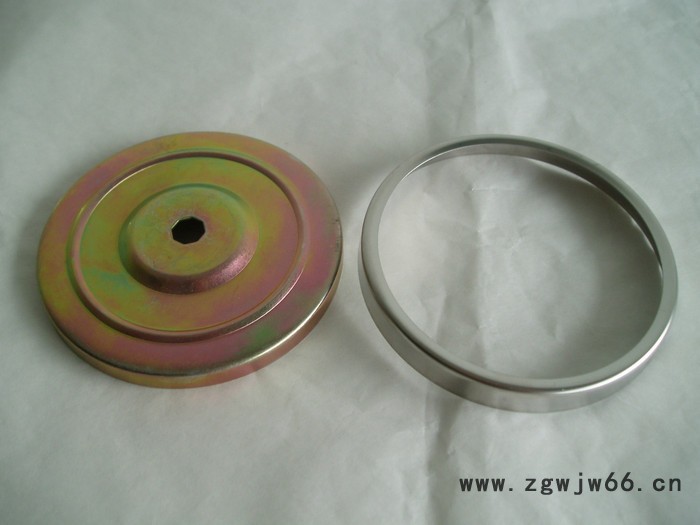 供应顺豪五金φ100压紧式水温或水暖表壳，表座表面镀彩锌，表盖304抛光温度表图3