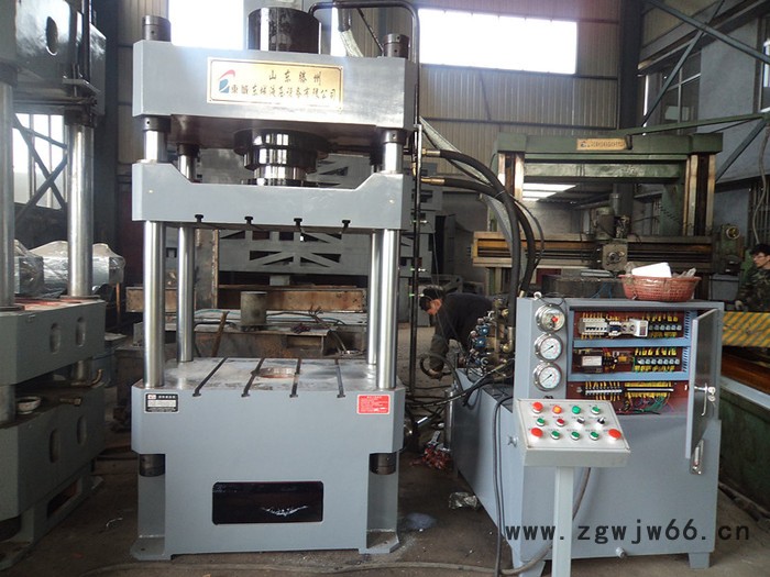 供应100吨耐火材料液压机  液压机**供应商图3