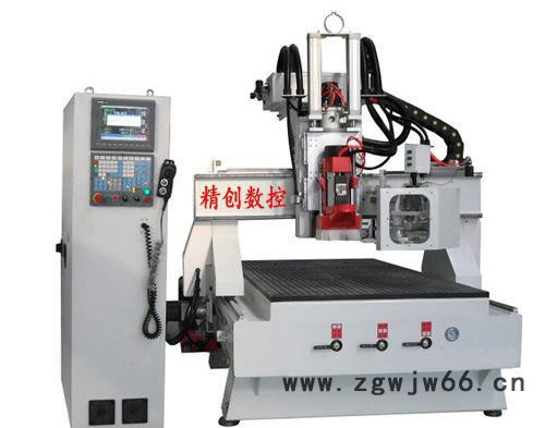 圆盘自动换刀加工中心，可容纳八只刀具，数控编程，雕刻下料打孔 圆盘换刀开料机图4