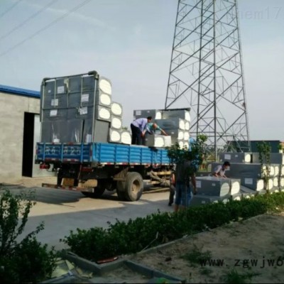 新疆聚氨酯复合保温板 聚氨酯冷库保温板 新疆隔热防火材料