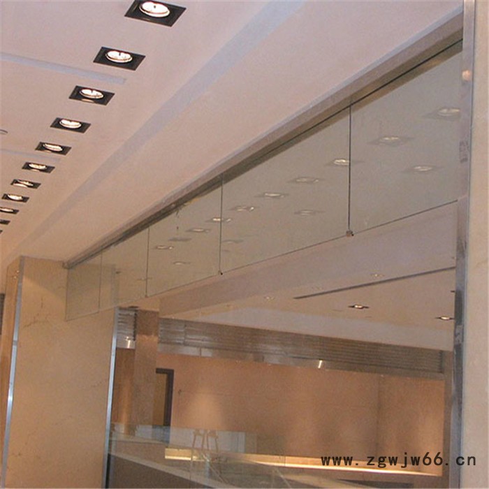 北京鑫瑞达可定制 挡烟垂壁固定钢制挡烟垂壁 防火玻璃钢制帘片防火材料垂壁质量放心图1