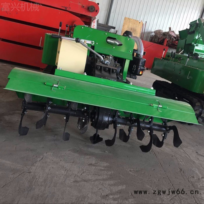 锰钢打造刀具果园开沟施肥回填机  富兴果树土杂肥开沟回填机 履带自走式微耕机图5
